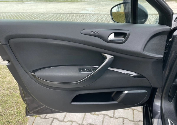 Citroen C5 cena 35900 przebieg: 228000, rok produkcji 2013 z Sandomierz małe 466